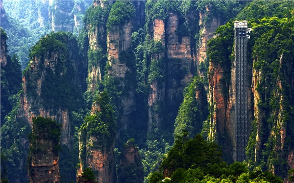 E1線：玻璃橋、袁家界、天子山、金鞭溪、天門山、夯吾苗寨、鳳凰古城湘西“精華之旅”品質(zhì)純玩4晚5日游