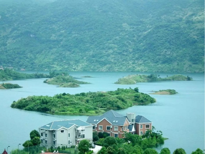 黃石?天空之城+仙島湖仙湖畫(huà)廊汽車純玩二日游 黃石?天空之城+仙島湖仙湖畫(huà)廊汽車純玩二日游