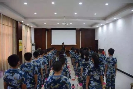 夏令營(yíng)--長(zhǎng)沙軍事?tīng)I(yíng) 夏令營(yíng)--長(zhǎng)沙軍事?tīng)I(yíng)