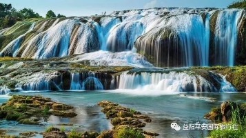 貴州黃果樹大瀑布、梵凈山、西江千戶苗寨、荔波大小七孔、鎮(zhèn)遠(yuǎn)古城遵義會(huì)議會(huì)址、息烽集中營(yíng)汽車七日游