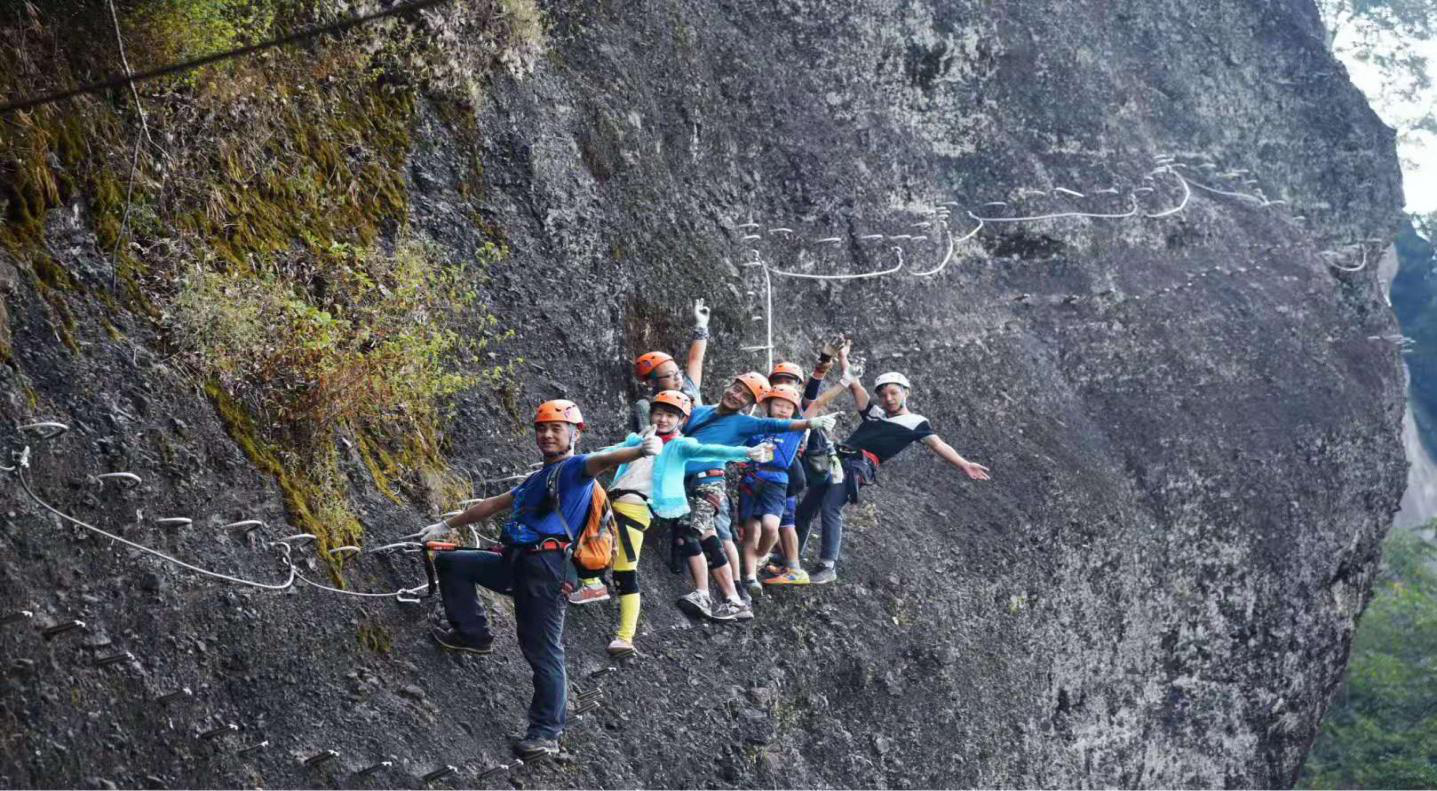 東滸寨+雙井進(jìn)士園+高峰學(xué)院+黃庭堅(jiān)故里二日游 東滸寨+雙井進(jìn)士園+高峰學(xué)院+黃庭堅(jiān)故里二日游