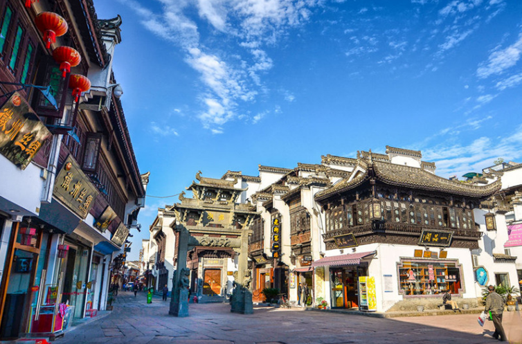 黃山、秀水千島湖、水墨宏村、西遞徽州古城高鐵純玩5日游