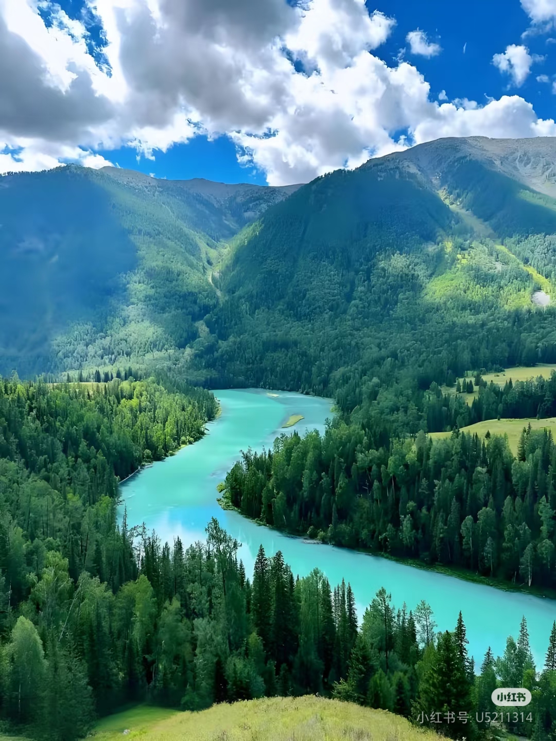 【新疆】天山天池、沙漠公路、五彩灘、喀納斯、禾木村賽里木湖、獨庫0公里、獨山子大峽谷、火焰山 雙飛8日游